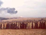 [Bild: Unterstützung durch Luftwaffe]